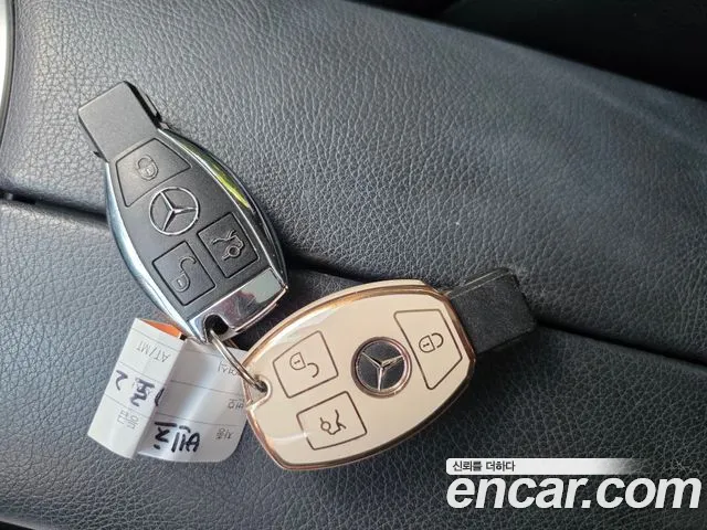 Mercedes-Benz GLC 2018 thumb 11