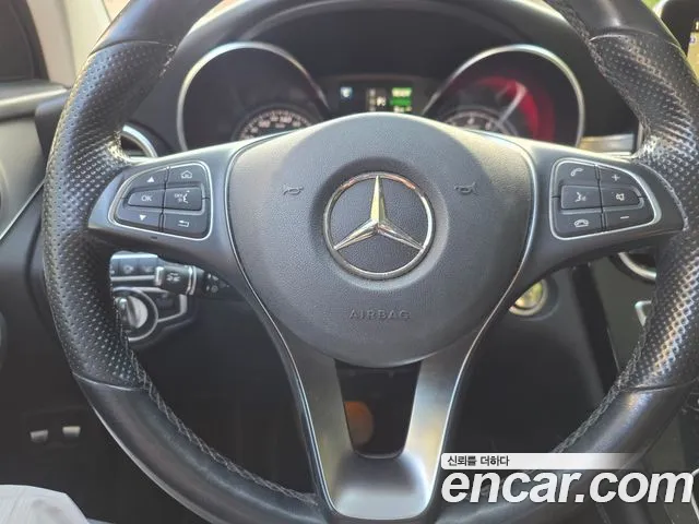 Mercedes-Benz GLC 2018 thumb 12