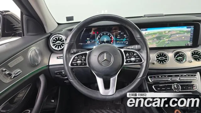 Mercedes-Benz E-Класс 2018 thumb 12