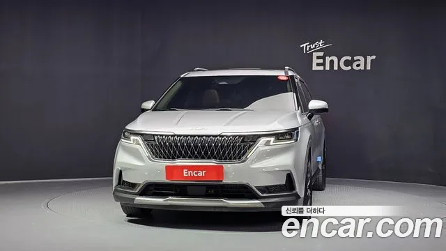 Kia Carnival 2022 thumb 3