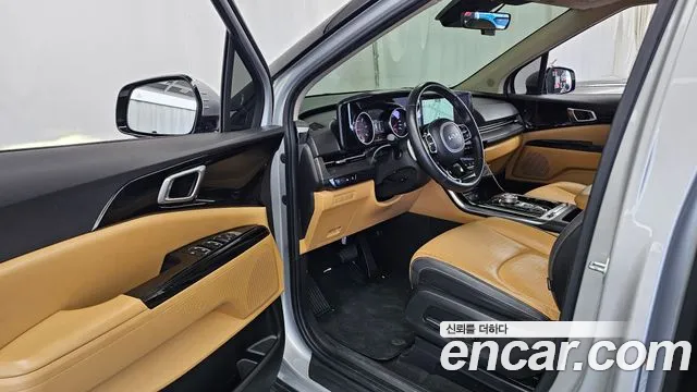 Kia Carnival 2022 thumb 10