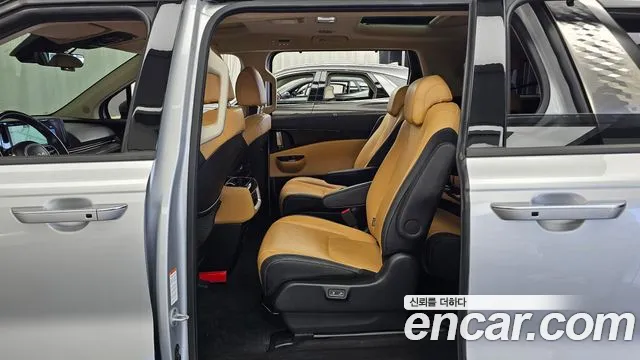 Kia Carnival 2022 thumb 12