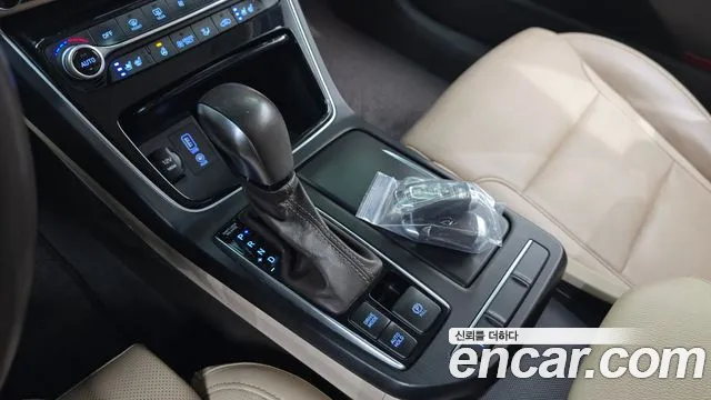 Hyundai Grandeur 2017 thumb 8