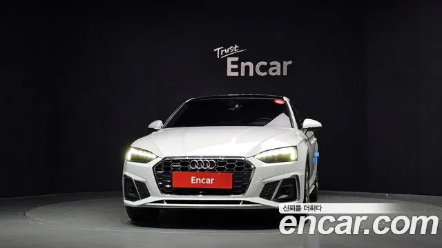 Audi A5 2021 thumb 3