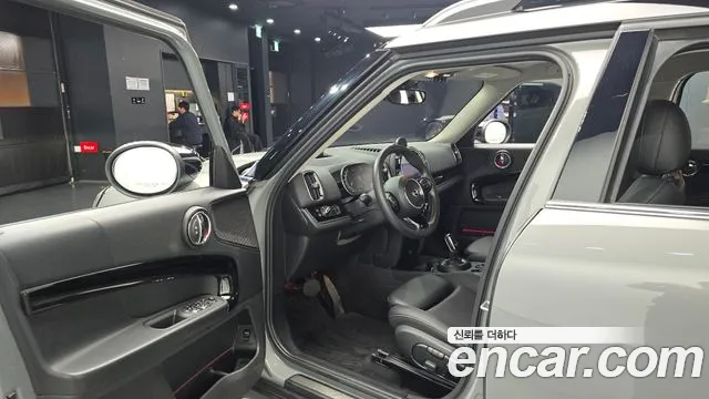 MINI Countryman 2020 thumb 9