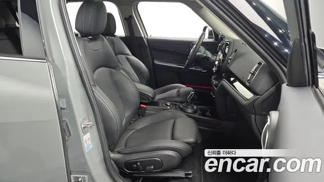 MINI Countryman 2020 thumb 11
