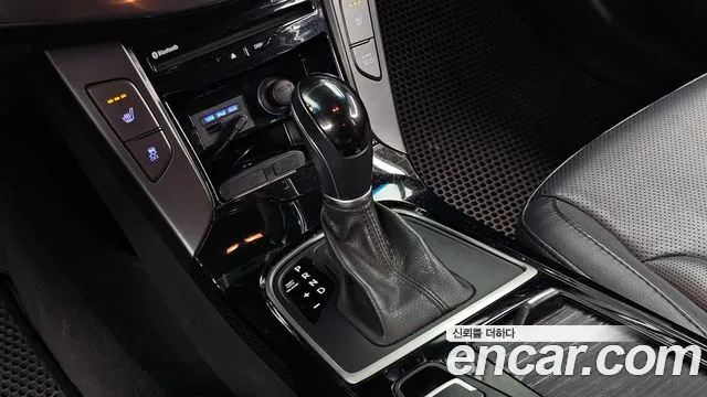 Hyundai i40 2011 thumb 9