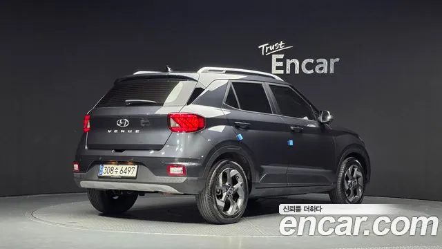 Hyundai Venue 2020 thumb 2