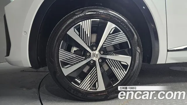 Renault-KoreaSamsung Koleos 2024 thumb 5