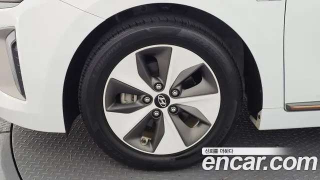 Hyundai IONIQ 6 2016 thumb 5