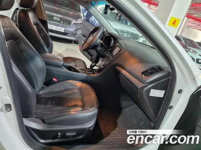 Kia K5 2011 thumb 10