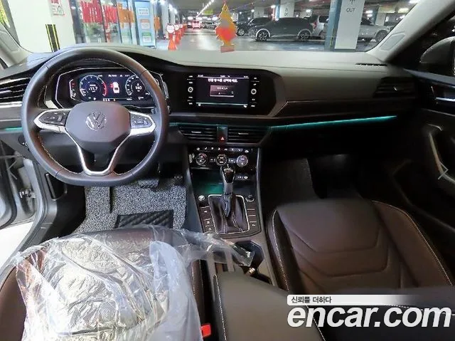 Volkswagen Jetta 2024 thumb 10