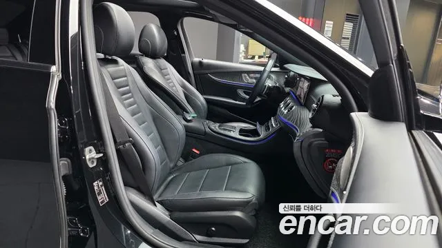 Mercedes-Benz E-Класс 2022 thumb 10
