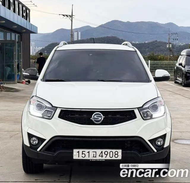 KG_Mobility_Ssangyong KORANDO 2015 thumb 2