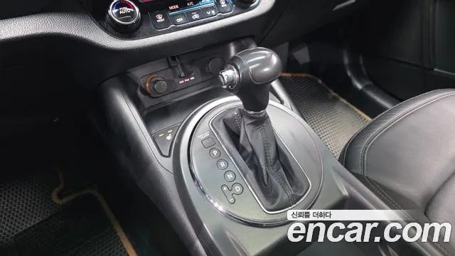 Kia Sportage 2013 thumb 8