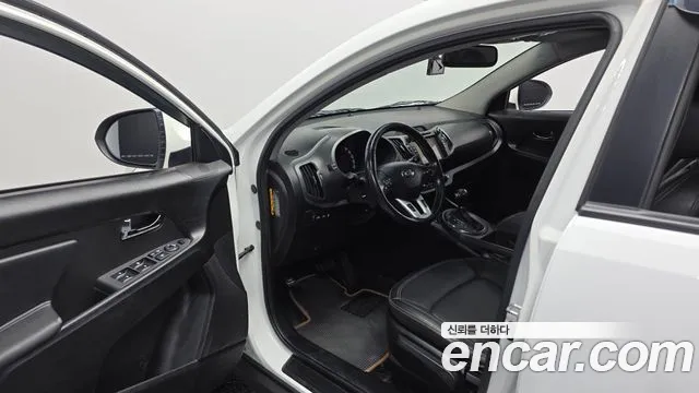 Kia Sportage 2013 thumb 9