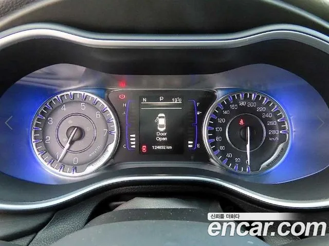 Chrysler 200 2015 thumb 9