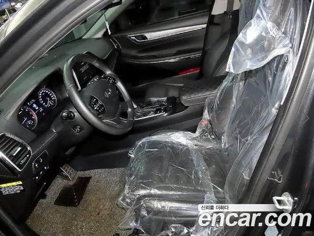 Hyundai Grandeur 2017 thumb 6