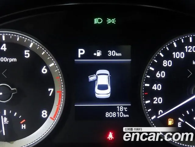 Hyundai Grandeur 2017 thumb 9