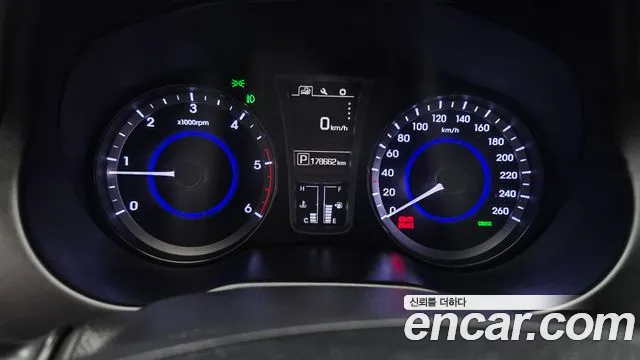 Hyundai Grandeur 2015 thumb 8