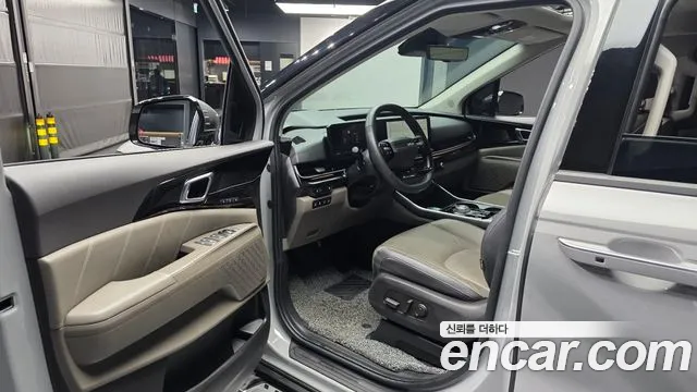 Kia Carnival 2025 thumb 9