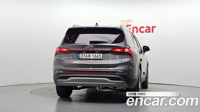 Hyundai Santa Fe 2021 thumb 4