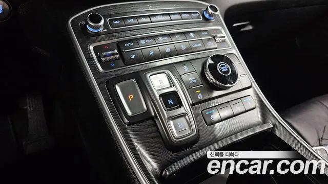 Hyundai Santa Fe 2021 thumb 9