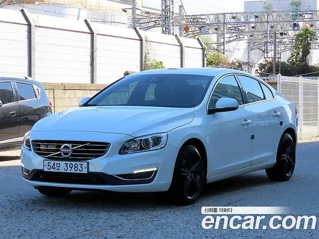 Volvo S60 2017 thumb 2