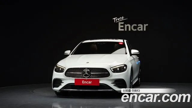 Mercedes-Benz E-Класс 2021 thumb 3