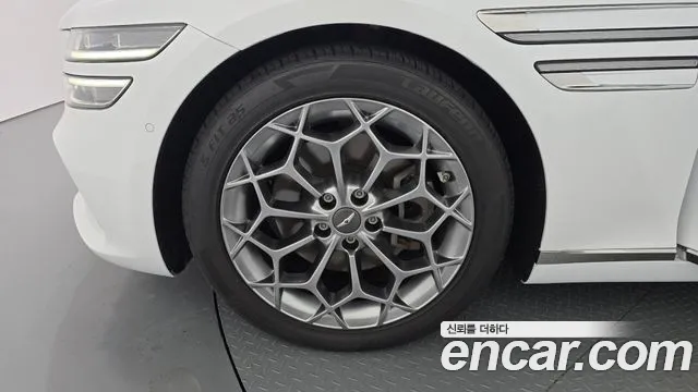 Genesis G80 2020 thumb 5