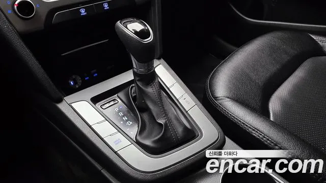 Hyundai Avante 2015 thumb 9