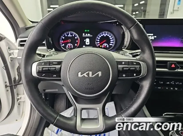 Kia K5 2022 thumb 9
