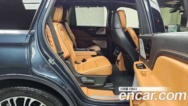 Lincoln Aviator 2021 thumb 11