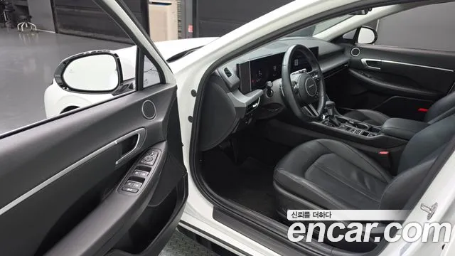 Hyundai Sonata 2023 thumb 10