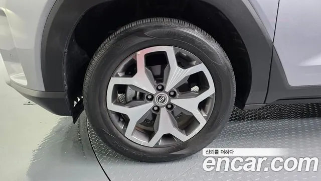 KG_Mobility_Ssangyong Torres 2023 thumb 5