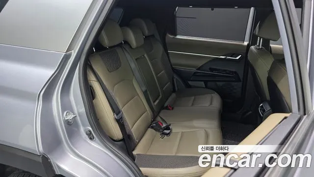 KG_Mobility_Ssangyong Torres 2023 thumb 11