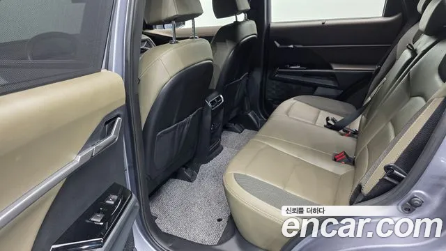 KG_Mobility_Ssangyong Torres 2023 thumb 12