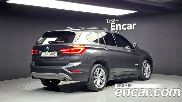 BMW X1 2016 thumb 2