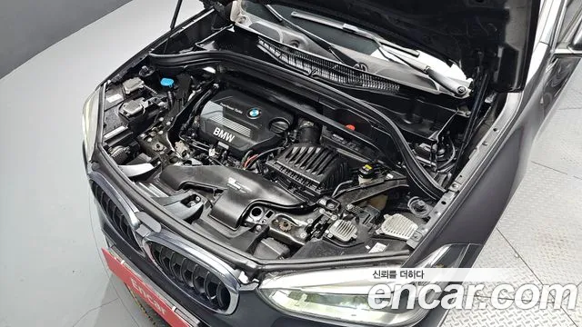 BMW X1 2016 thumb 6