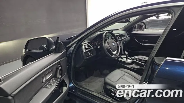 BMW 4-Series 2019 thumb 10