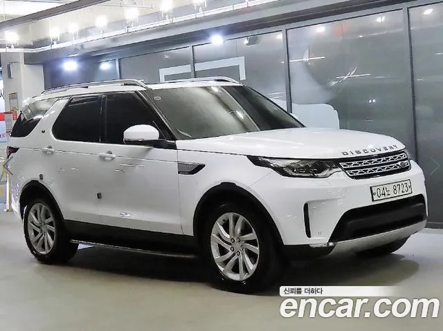 Land Rover Discovery 2017 thumb 12