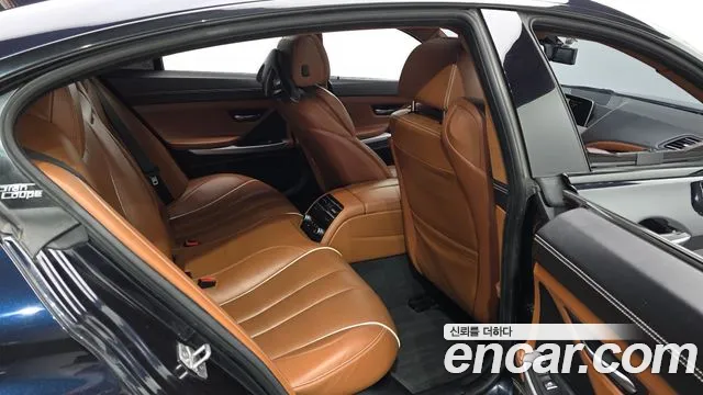 BMW 6-Series 2015 thumb 12