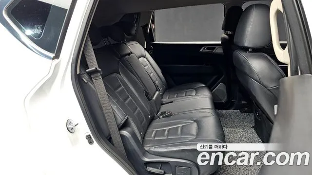 KG_Mobility_Ssangyong Rexton 2018 thumb 12
