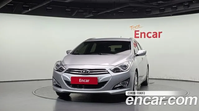 Hyundai i40 2012 thumb 3