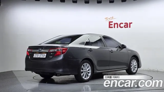 Toyota Camry 2012 thumb 2