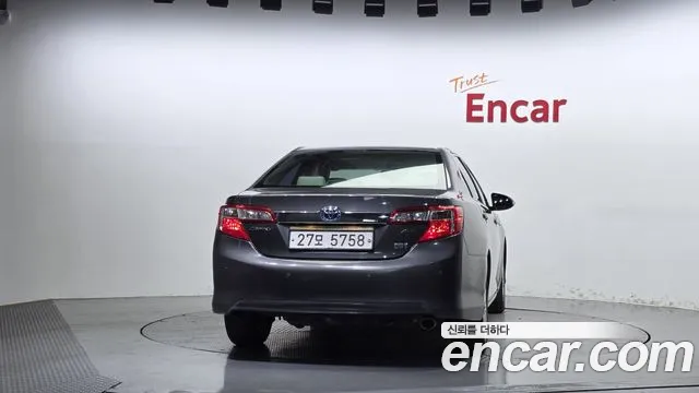 Toyota Camry 2012 thumb 4