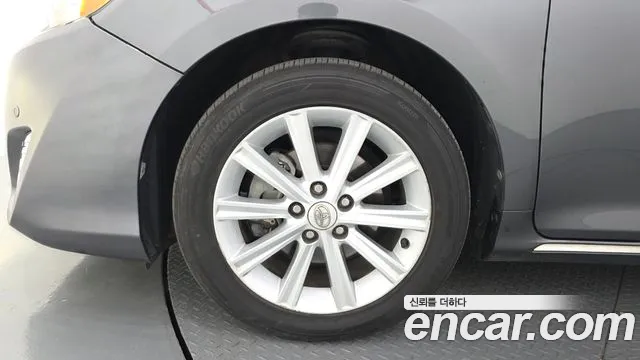 Toyota Camry 2012 thumb 5