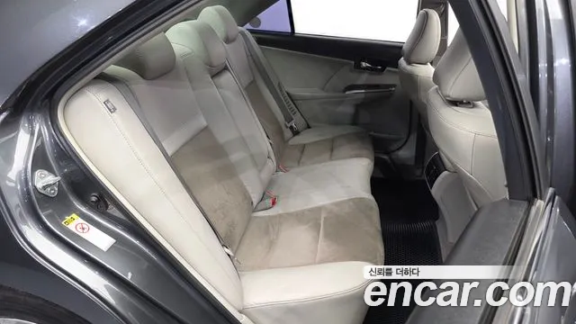 Toyota Camry 2012 thumb 12