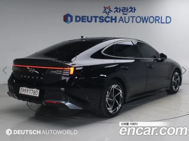 Hyundai Sonata 2023 thumb 2