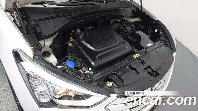 Hyundai Santa Fe 2014 thumb 6
